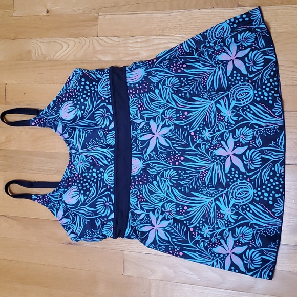 NWOT AMERICAN TREND Tankini Top - Picture 1 of 10